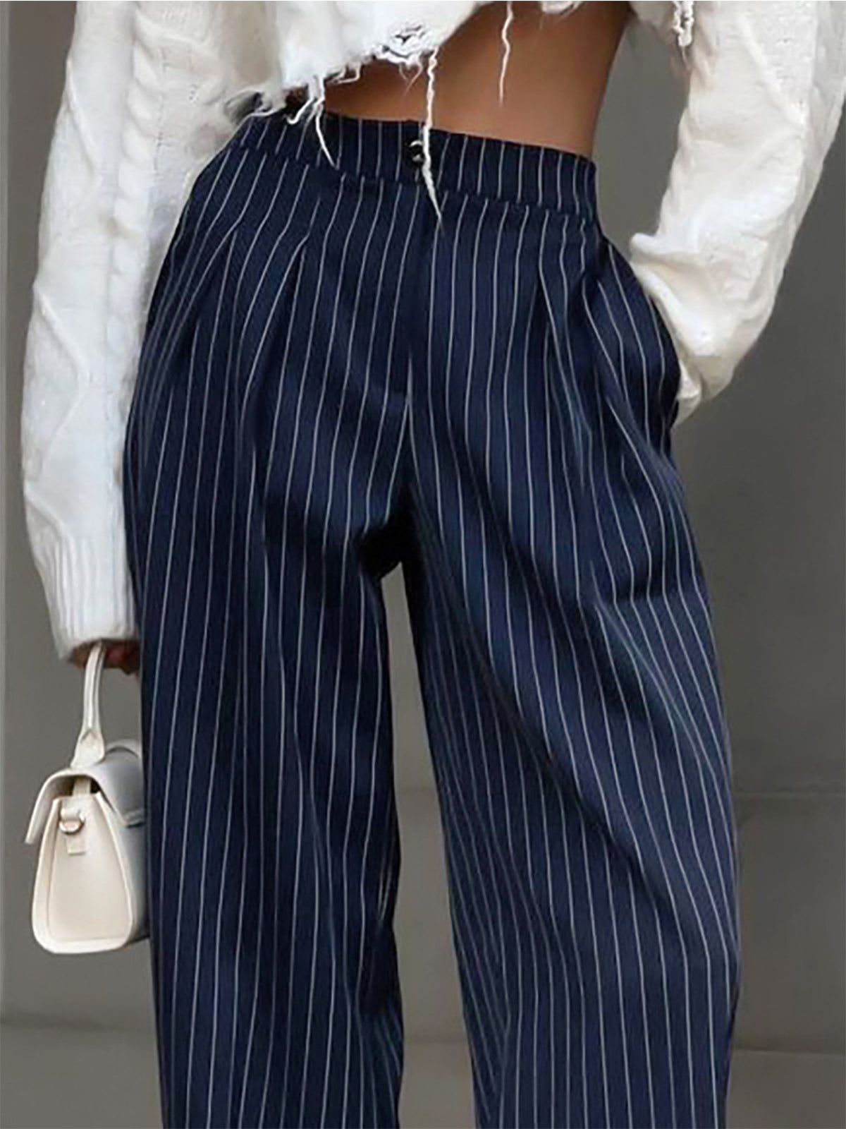 Pantalones Anchos Plisados con Rayas Diplomáticas
